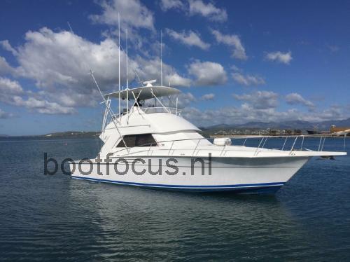 Bertram 43 Convertible beoordelingen en specificaties